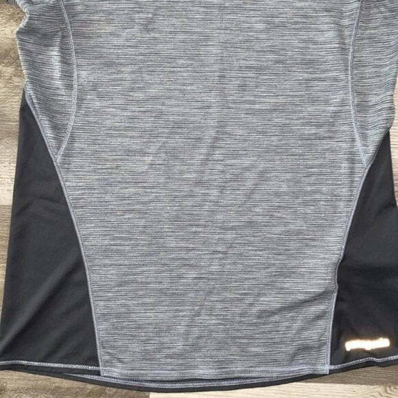 Patagonia Short Sleeve T Shirt Womens Small Gray Heather Crew Neck Slim Fit Hike - Picture 8 of 11